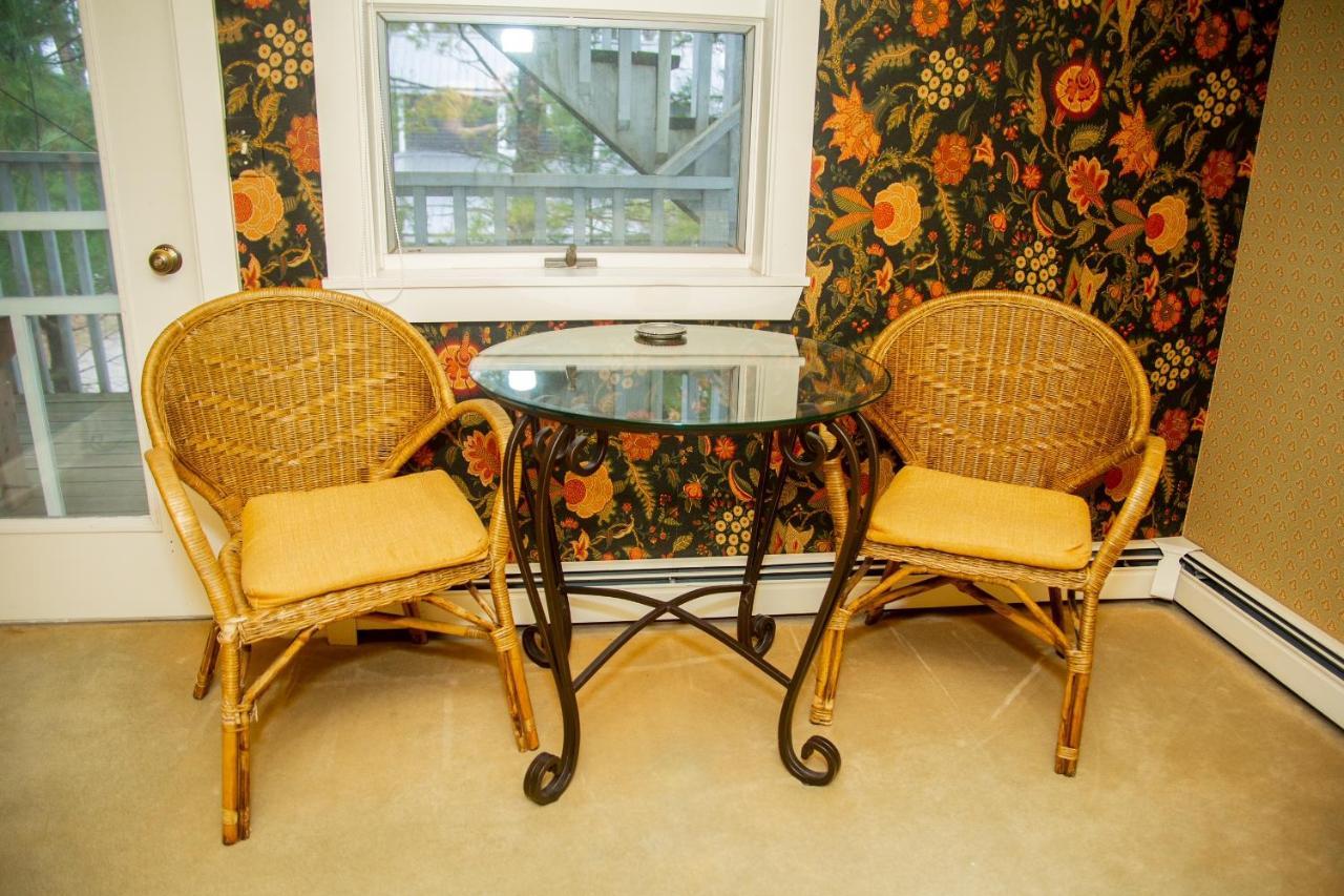 Sylvan Inn Bed & Breakfast Glen Arbor Ngoại thất bức ảnh