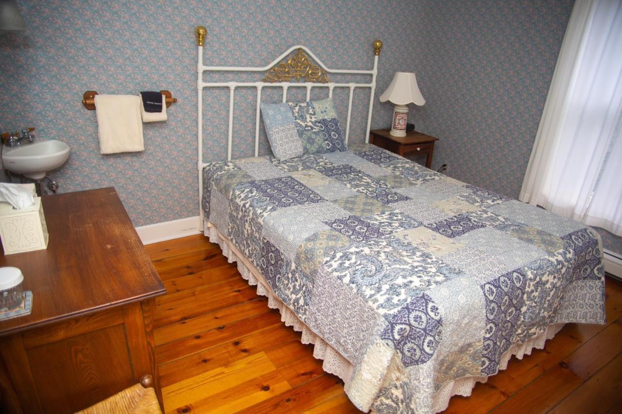 Sylvan Inn Bed & Breakfast Glen Arbor Ngoại thất bức ảnh